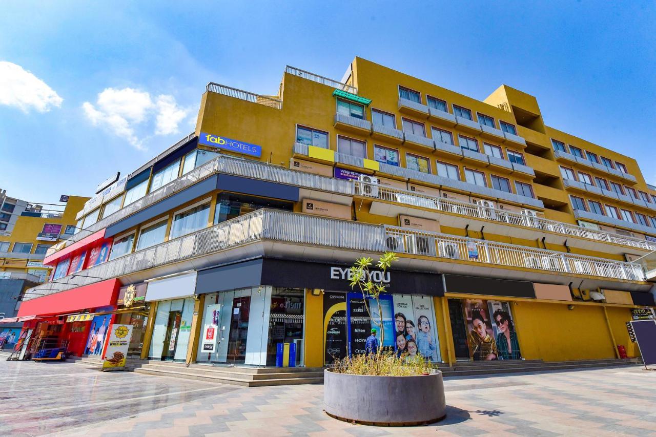 Fabhotel Kaviya - Bopal 아흐메다바드 외부 사진