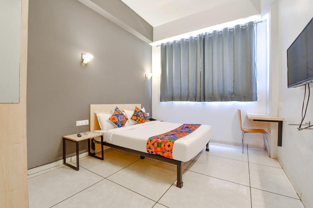 Fabhotel Kaviya - Bopal 아흐메다바드 외부 사진